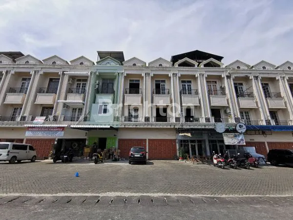 image RUKO PEKARANGAN LUAS HADAP KANAL (2)