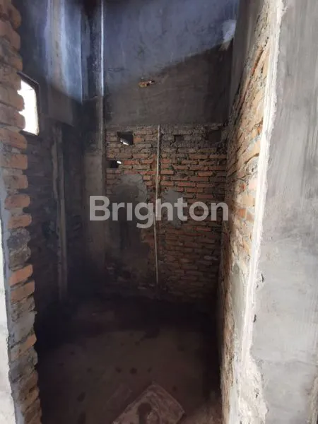 image RUKO PEKARANGAN LUAS HADAP KANAL (8)