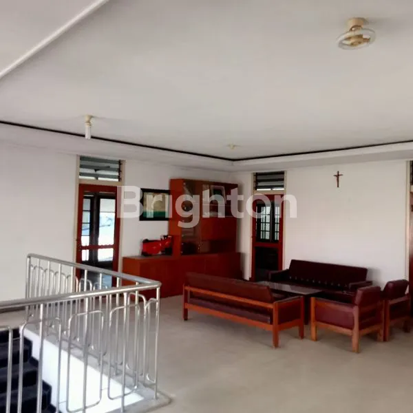 image RUMAH STRATEGIS PUSAT KOTA (4)