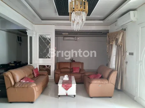 image RUMAH 2½ TINGKAT BAGUS DAN SIAP HUNI DALAM KOMPLEK TASBIH 1 (5)