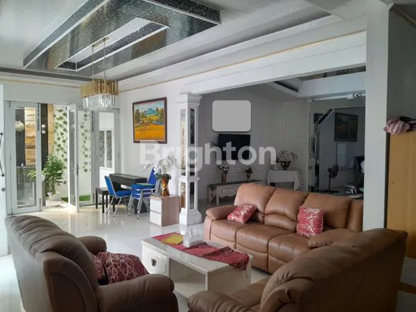 image RUMAH 2½ TINGKAT BAGUS DAN SIAP HUNI DALAM KOMPLEK TASBIH 1 (2)