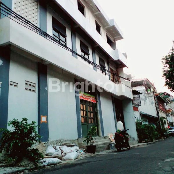 RUMAH TANAH SEREAL MINIMALIS