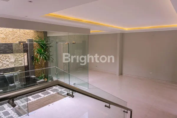 image CITRALAND BARU CLUSTER TERDEPAN FENGSHUI CIAMIK SPLIT LEVEL DEKAT CLUB HOUSE (6)