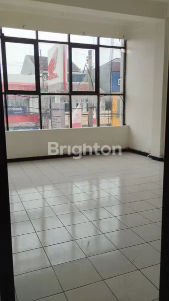 image BANGUNAN STRATEGIS PUSAT KOTA (2)