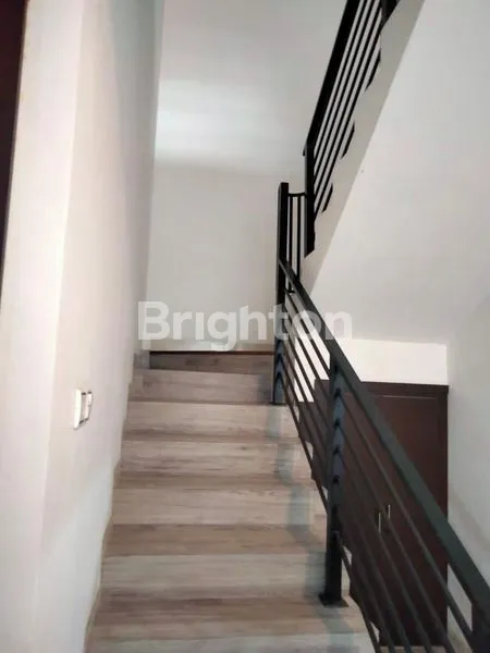 image RUMAH MEWAH DIBUKIT PERMATA BALOI (5)