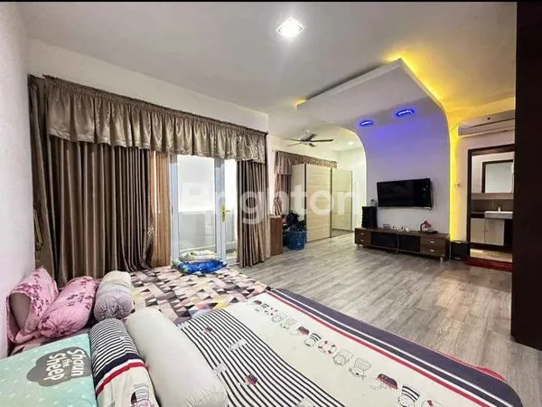 image RUMAH MEWAH DIBUKIT PERMATA BALOI (7)