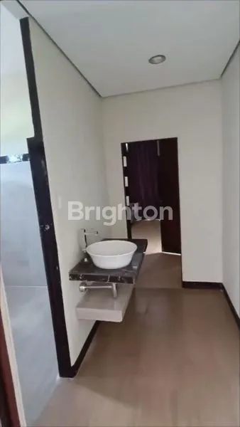 image RUKO 2 LANTAI DI JL LETJEND S.PARMAN KETAPANG KALIMANTAN BARAT (2)