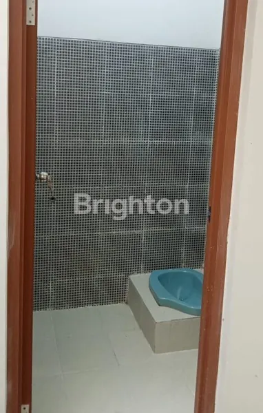 image RUMAH MODERN MINIMALIS 1M-AN RUNGKUT ASRI DEKAT MERR, SUPERINDO, MCD (8)