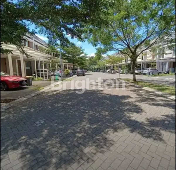 image RUMAH 2 LANTAI DI CLOVERHILL RESIDENCES KREO LARANGAN (2)