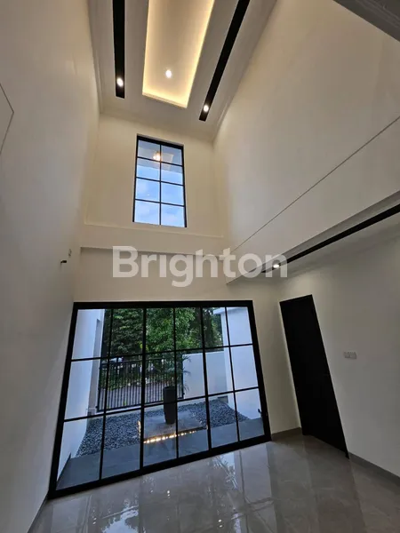 image RUNGKUT ASRI, RUMAH HOOK CALSIC MODERN, ROW DOUBLE WAY (2)