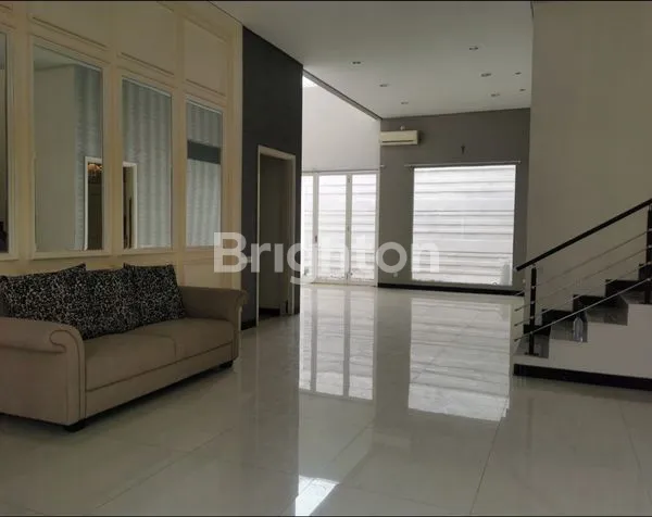 image RUMAH WATERFRONT  (2)