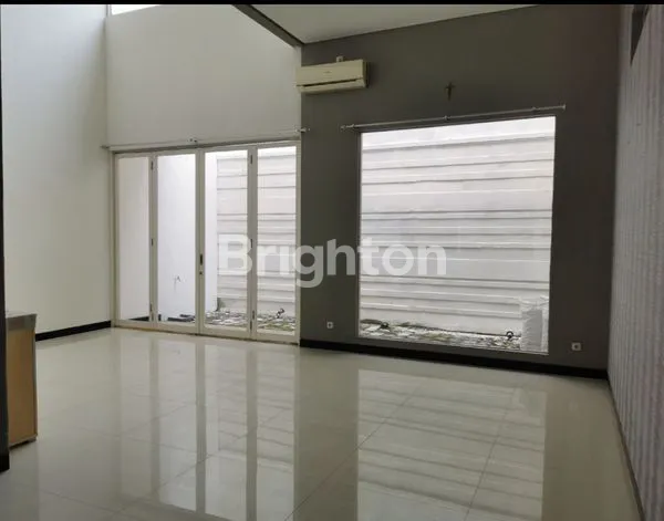 image RUMAH WATERFRONT  (4)