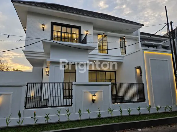 image RUMAH BARU MEWAH RUNGKUT ASRI ROW DOUBLE WAY DEKAT RAYA MERR, PANDUGO, UBAYA, UPN (3)
