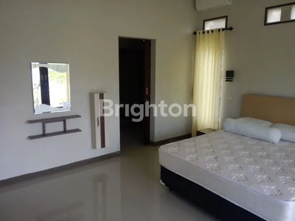 image VILLA DEKAT PANTAI MELASTI (3)