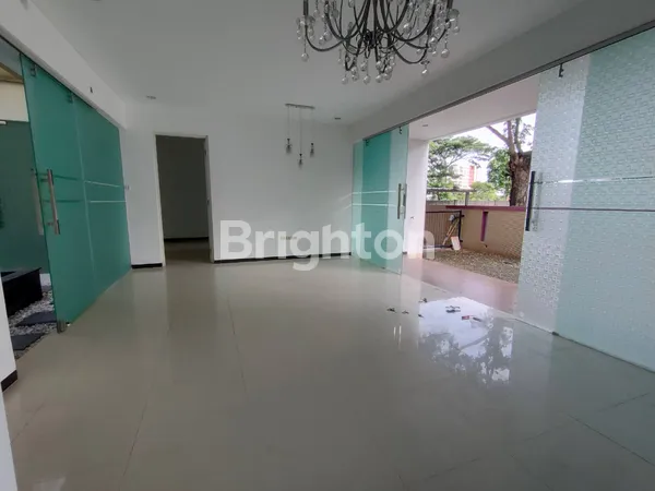 image RUMAH 2LT SIAP PAKAI CLUSTER FAVORIT PAKUWON CITY (1)