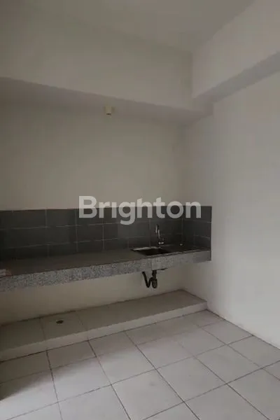 image APARTMENT 2 LANTAI ROYAL CITILOFT SURABAYA (3)