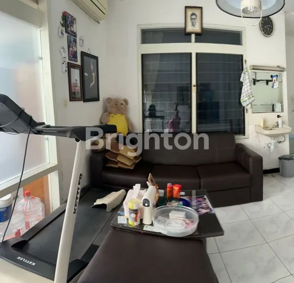 image RUMAH SECOND LUAS DI RUNGKUT, DEKAT UPN DAN MERR (4)