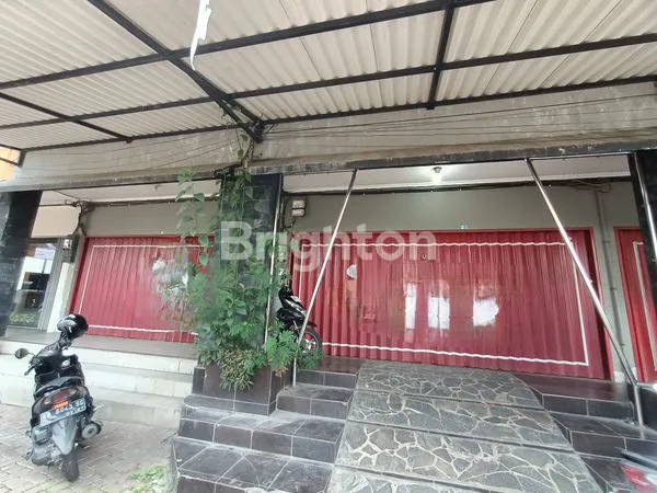 image 2 RUKO JEJER DENGAN PARKIRAN YANG LUAS DEKAT ARTOS MALL MAGELANG (1)