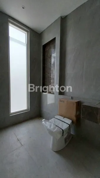 image BARU SEMI CLASSIC DHARMAHUSADA INDAH DEKAT GALAXY MALL GM NSA KERTAJAYA MANYAR ATLAS KALIJUDAN PETRA UNAIR C (2)