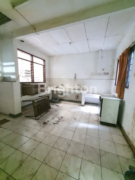 image GREEN GARDEN RUKO 5 X 19,  3½ LANTAI HADAP JALAN BESAR (6)