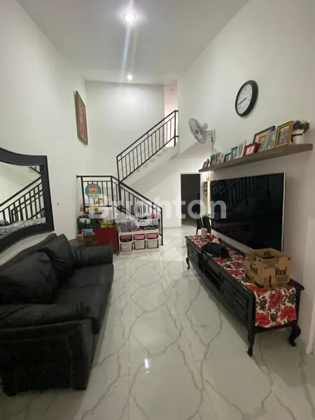 image MURAH RUMAH SIAP HUNI SUDAH RENOVASI DI BCS KELAPA GADING (5)