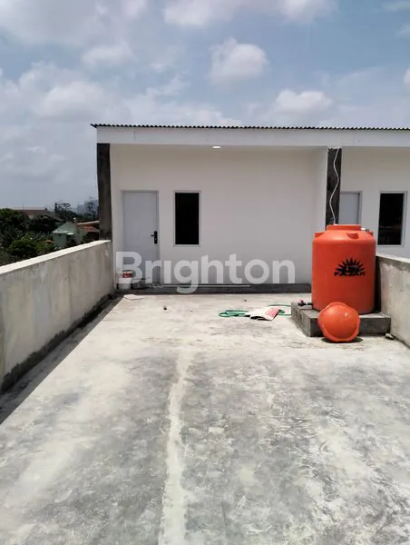 image RUKO RENDENG 2½ LANTAI #5 MAINROAD HOLIS CARINGIN CIGONDEWAH (7)