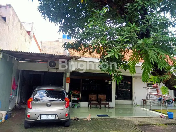 image DIJUAL RUMAH BESAR DI PEPELEGI. NOL JALAN SIDOARJO (3)
