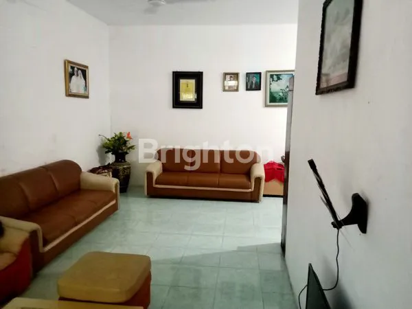 image DIJUAL RUMAH BESAR DI PEPELEGI. NOL JALAN SIDOARJO (4)