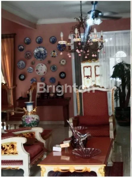 image DIJUAL SEMI FURNISH RUMAH LEGENDA WISATA (2)