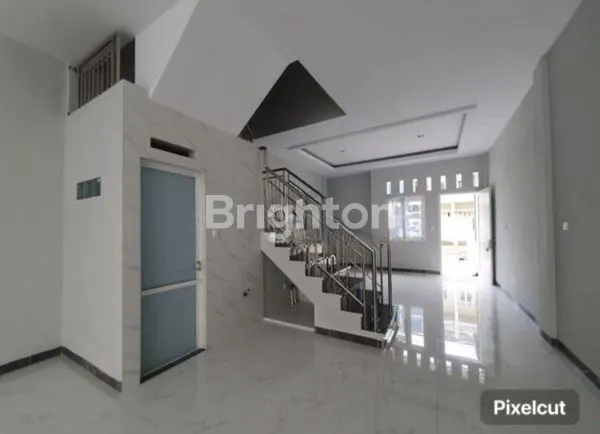 image  TYPE 138  UK 5 X 18 M (2)