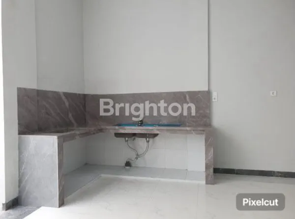 image  TYPE 138  UK 5 X 18 M (5)