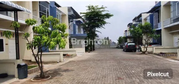 image  TYPE 138  UK 5 X 18 M (7)