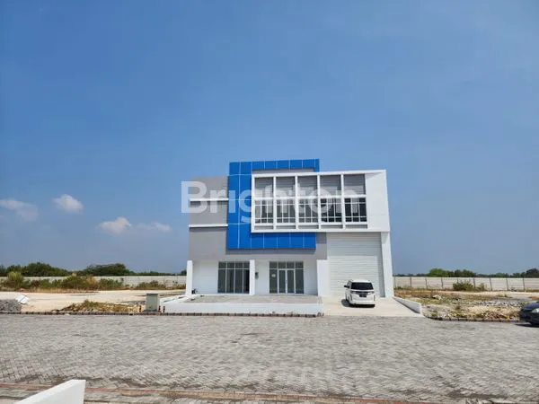 image *BARU GRESSS !! DISEWAKAN GUDANG DI KOMPLEK GUDANG AKR, GRESIK* (1)