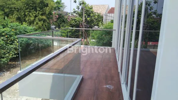 image RUMAH SIAP HUNI DI TAMAN PERMATA, LIPPO KARAWACI (2)