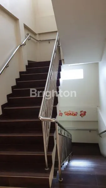 image RUMAH DAN TOKO BANGUNAN DEKAT DENGAN TANJUNG DUREN, JAKARTA BARAT (7)