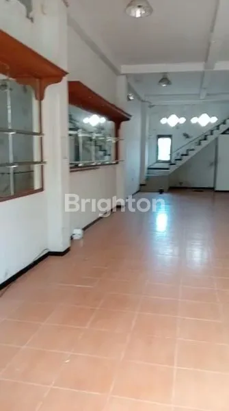 image RUKO 2 LANTAI TENGAH KOTA DI KAWASAN RAMAI (1)