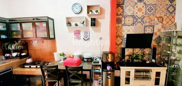 image RUMAH CANTIK STRATEGIS MURAH AREA SOEKARNO HATTA (3)