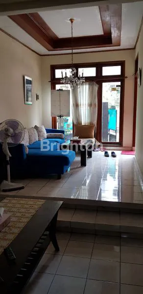 image RUMAH BESAR 2 LANTAI DAERAH AMAN NYAMAN SANGAT STRATEGIS DI JL SETIABUDI JAKARTA SELATAN (2)