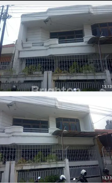 image DIJUAL CEPAT RUMAH 2,5 LANTAI DI PEKUNDEN TIMUR SEMARANG TENGAH (1)
