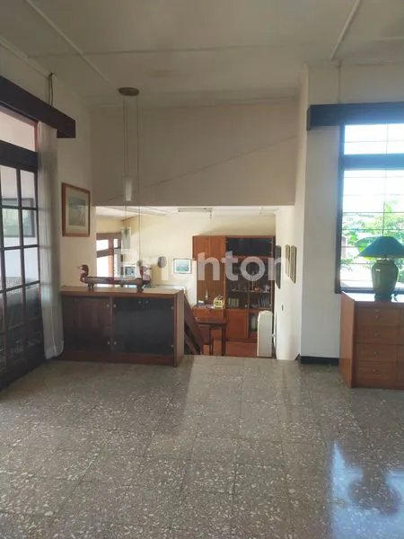 image SEWA RUMAH PAVILIUN SEMI APARTMENT FULL FURNISHED ASRI VIEW PEGUNUNGAN COCOK UNTUK WNA DI CIPAKU INDAH BANDUNG (8)