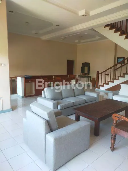 image JUAL / SEWA RUMAH ISTIMEWA EX CAFE DEKAT DENGAN SEKOLAH KUNTUM CEMERLANG DAN KOLAM RENANG CIPAKU BANDUNG (3)