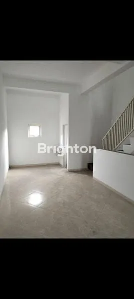 image RUKO 3 LANTAI DI NOL JALAN RUNGKUT INDUSTRI (6)