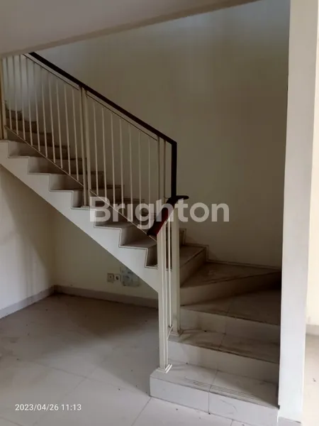 image  RUMAH GRAND PAKUWON SELANGKAH KE FOODJUNCTION, DEKAT MANUKAN DEKAT BENOWO (3)