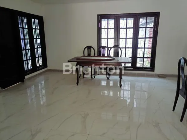 image RUMAH NYAMAN ASRI SURABAYA BARAT, SATELIT UTARA, LINGKUNGAN TENANG (2)