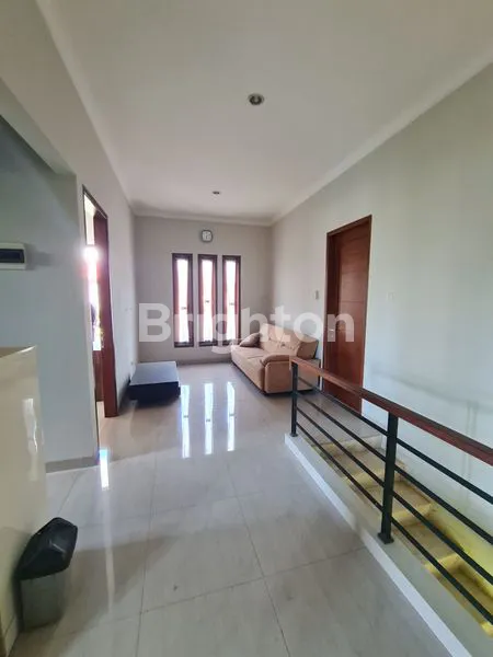 image RUMAH DALAM KOMPLEK DI KEBAYORAN LAMA. JAKARTA SELATAN (7)