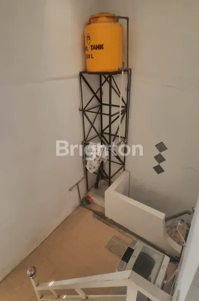 image RUMAH TERAWAT FULL FURNISH MEDAYU UTARA DEKAT WONOREJO PENJARINGAN RUNGKUT GUNUNGANYAR NIRWANA MERR KEDUNGBARUK (6)