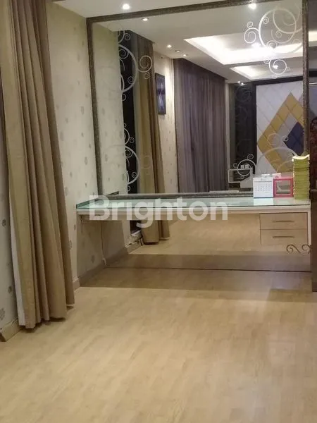 image PENTHOUSE D ' RESIDENCE MEWAH (5)