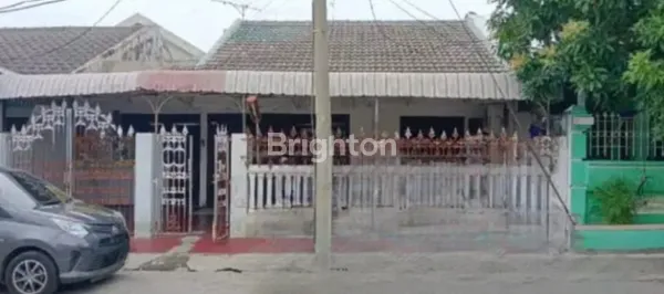 image RUMAH LAMA SIAP HUNI DI BABATAN PANTAI DEKAT MERR, KOTA LAMA (1)
