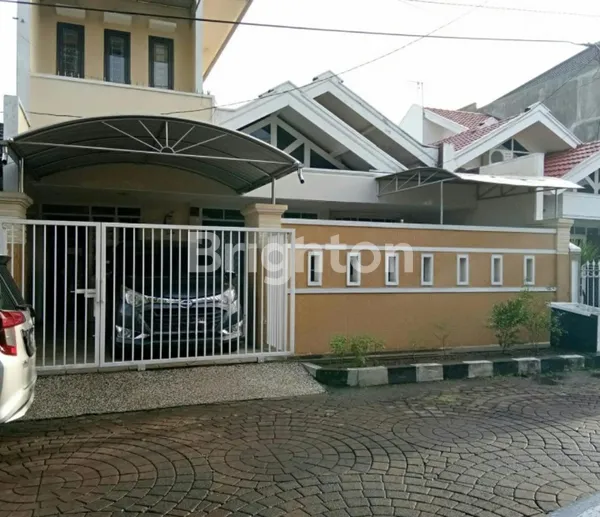 image NIRWANA EKSEKUTIF RUMAH SIAP HUNI ROW LEBAR DEKAT MERR, UPN (1)