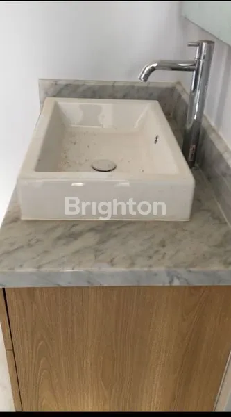 image RUMAH MINIMALIS 2 LANTAI  DI AREA PERUMAHAN DI JALAN GUNUNG SALAK (7)